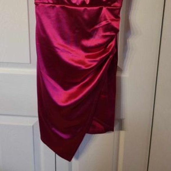 Hot Pink Satin Formal M dress - Picture 5 of 5